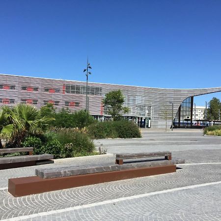 Ferienwohnung Charmant T2 Tout Equipe Face A La Gare Lorient Exterior foto